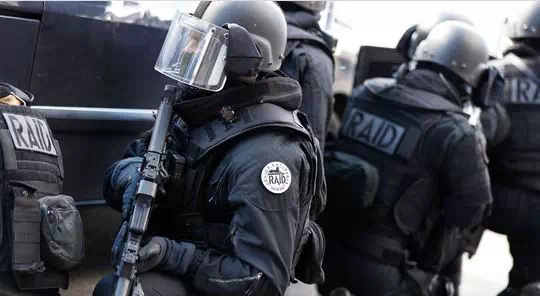 Tenue du RAID